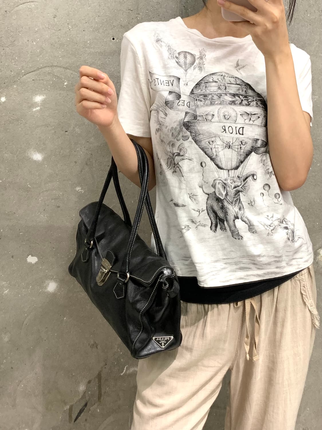 Prada 프라다 레더 숄더백 상품이미지1