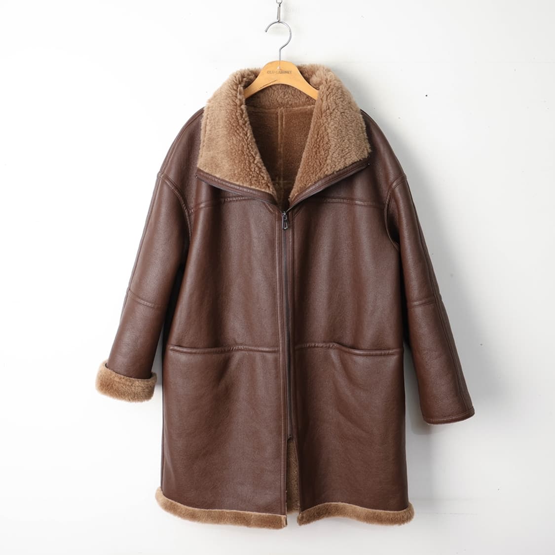 77/리오벨 양모100% 무스탕 하프 롱 코트 상품이미지1