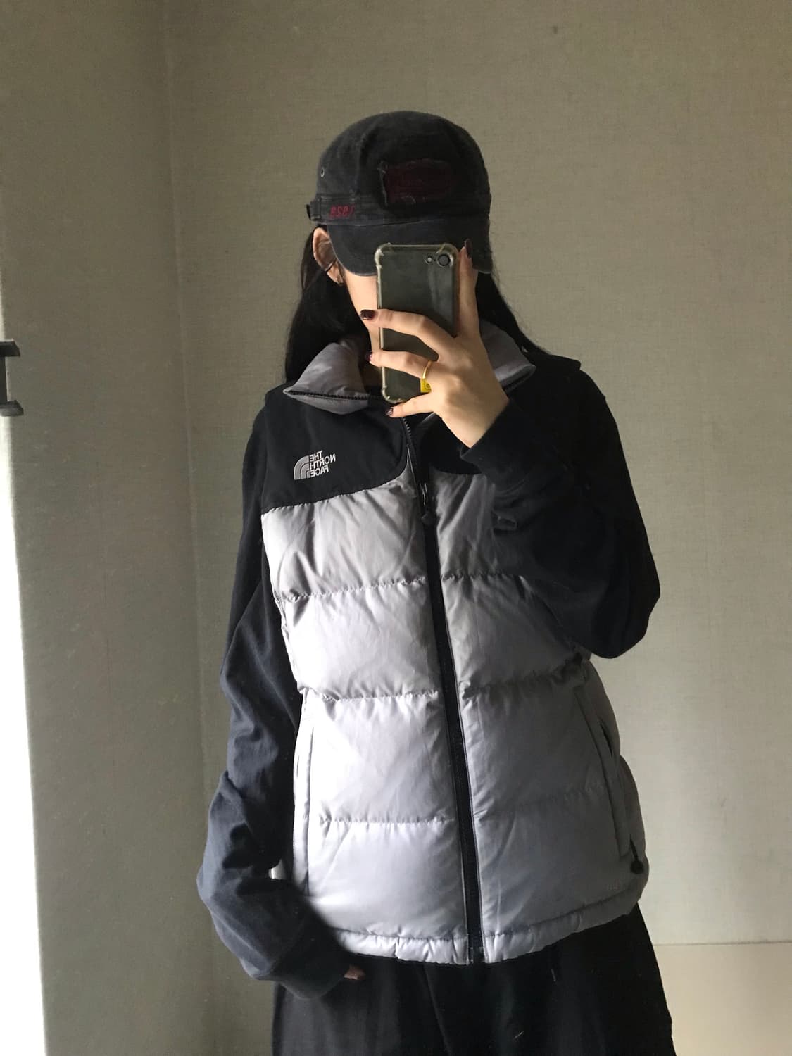 노페 눕시 그레이 패딩조끼 상품이미지1