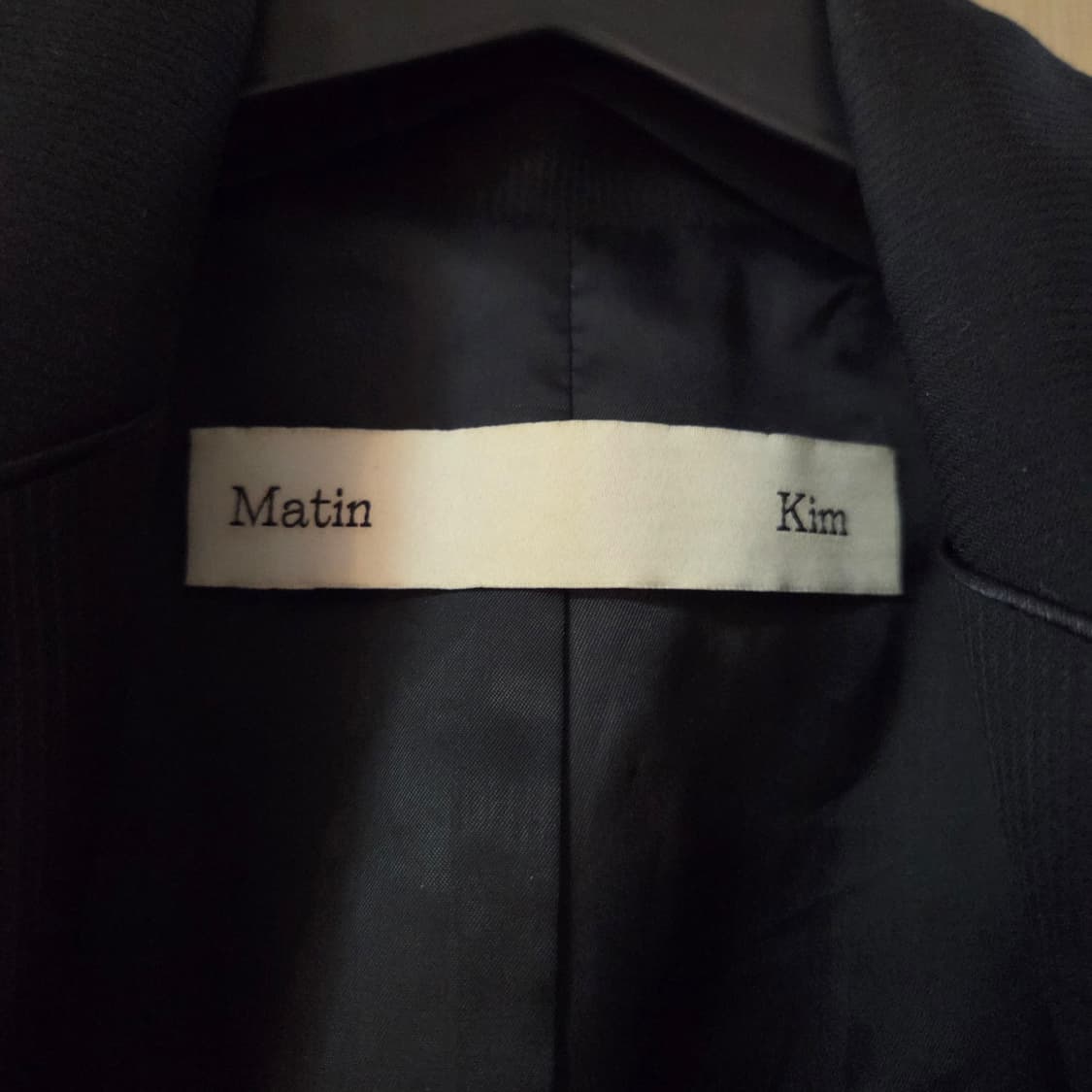 마뗑킴 여성 오버핏 미니멀 싱글 롱코트  판매합니다. 상품이미지3