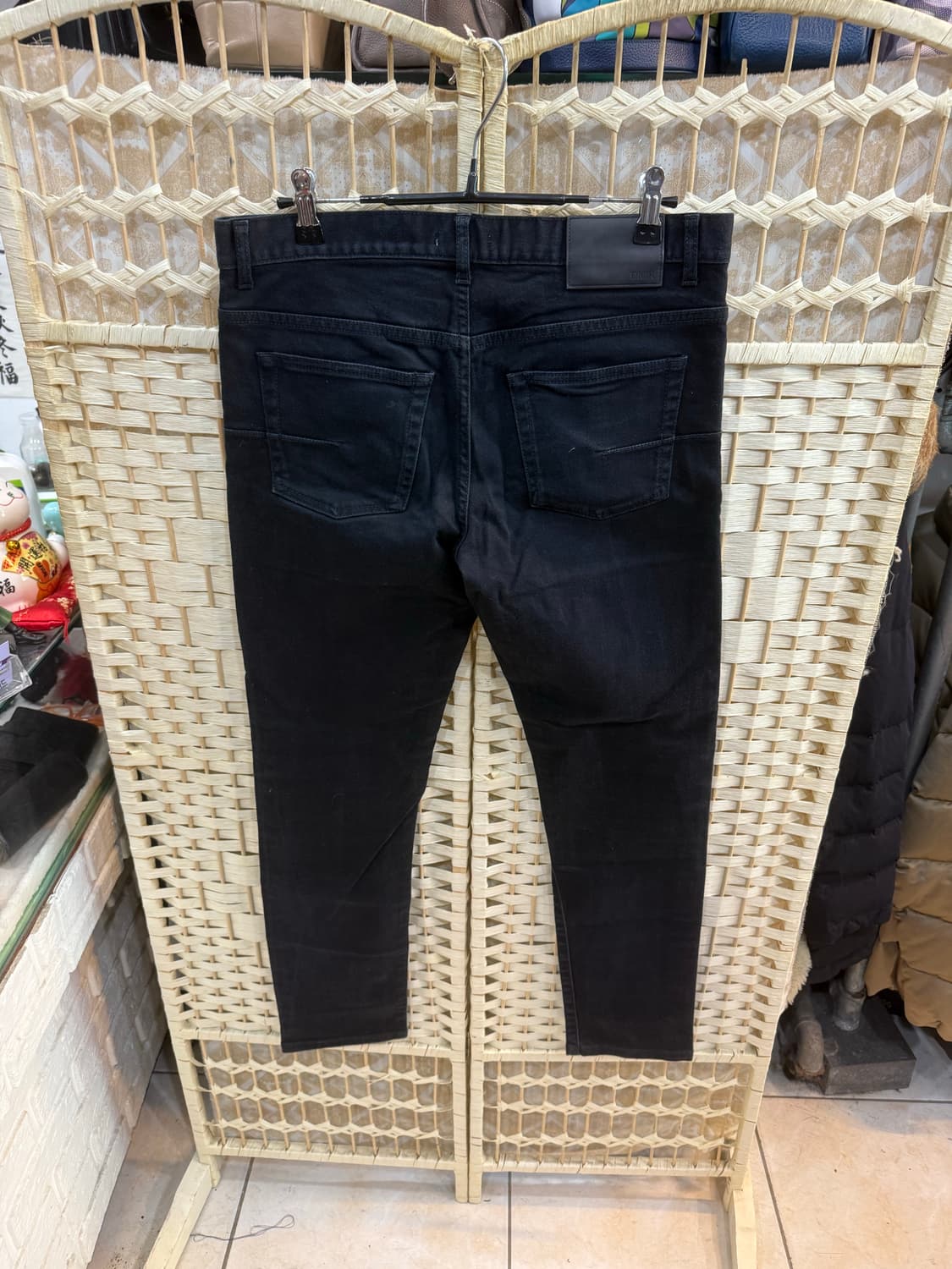 30-31 정품 디올옴므 슬림 블랙진 팝니다 상품이미지7