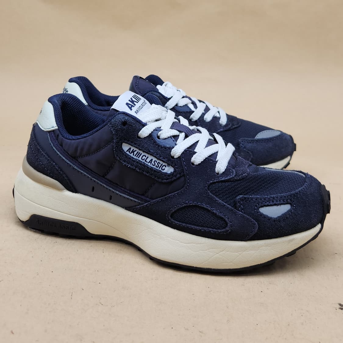 아키클래식 헤리티지 조거 스니커즈230 상품이미지1