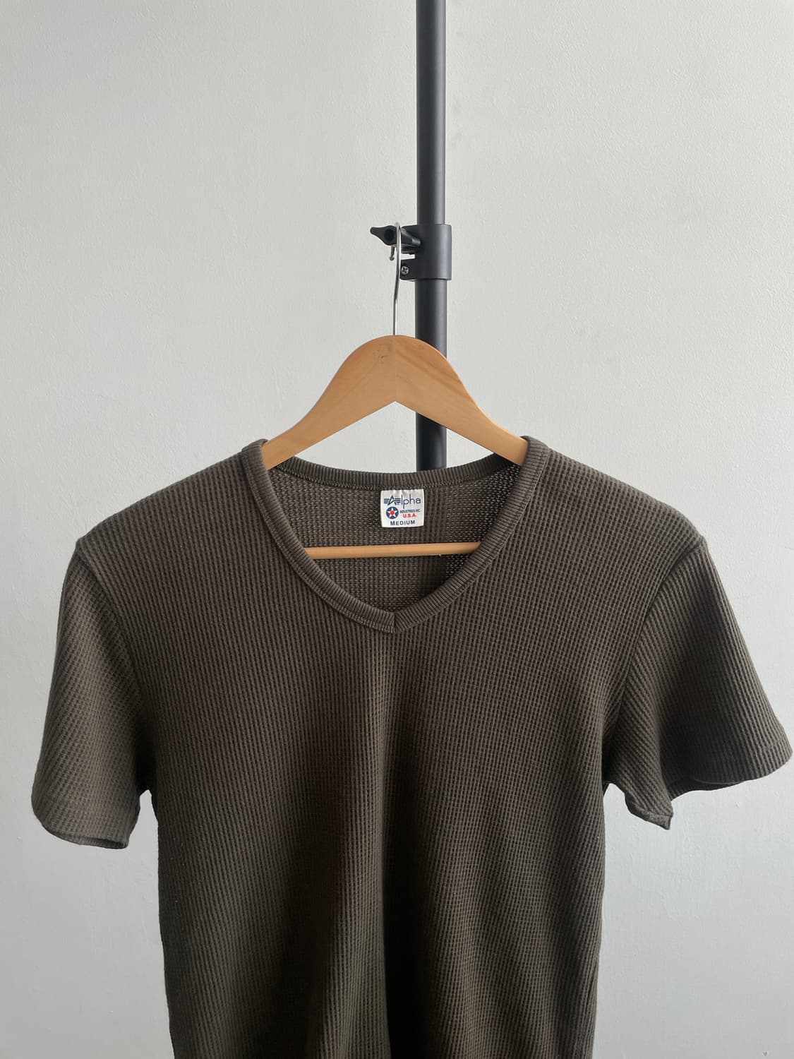 Alpha Industries v-neck waffle T-shirt 상품이미지1