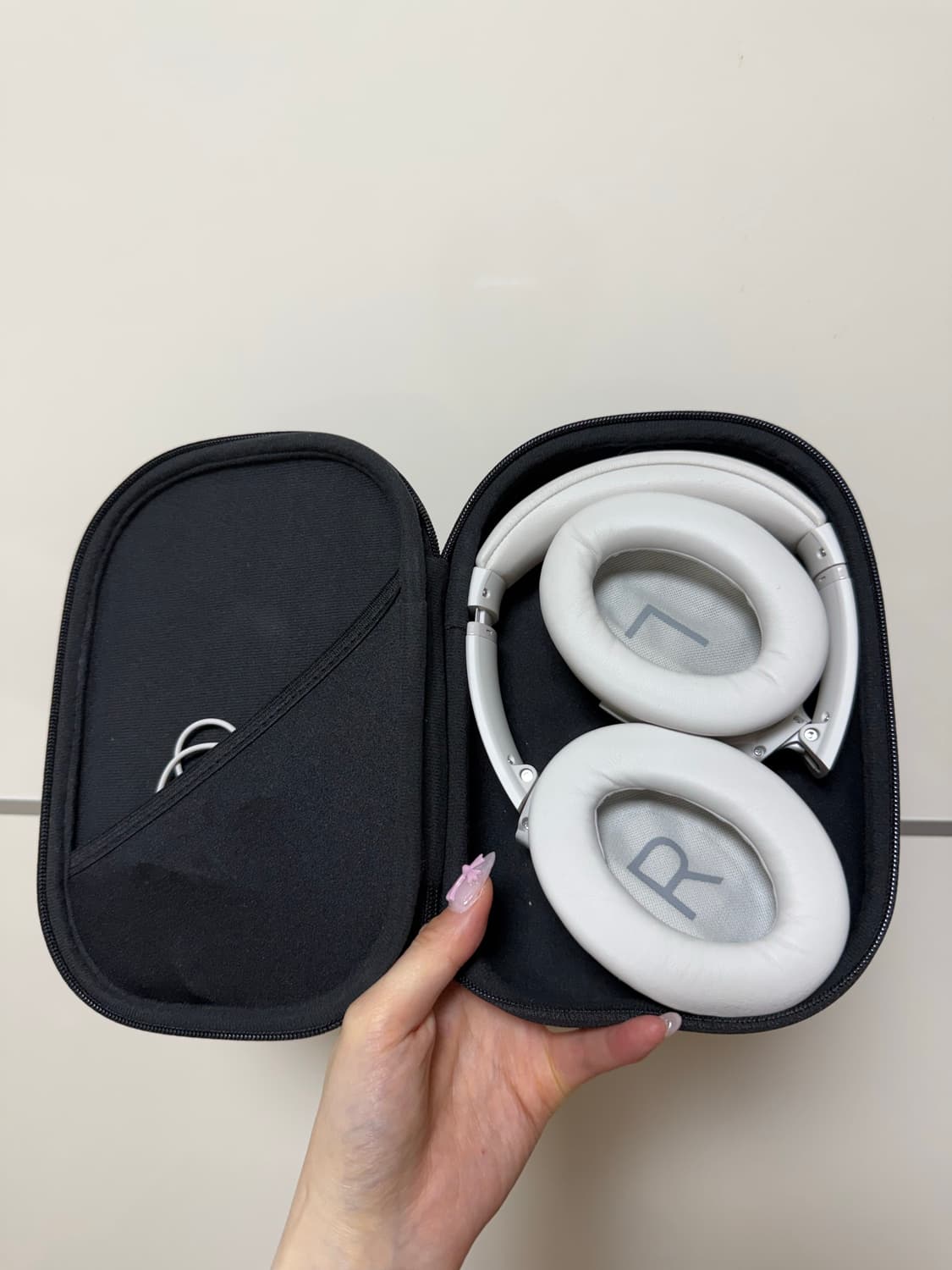 BOSE 보스 QC45 무선 헤드폰 상품이미지2