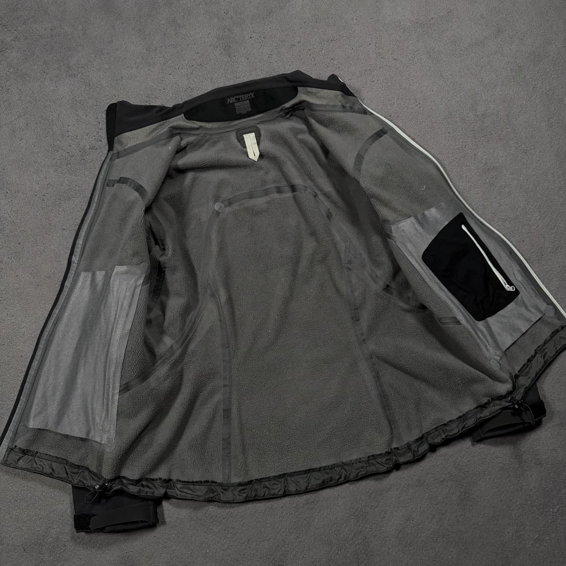 ARC'TERYX 아크테릭스 윈드스토퍼 소프트쉘 바람막이 상품이미지4