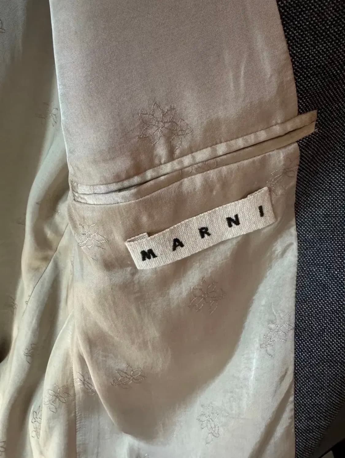 마르니 디스 블레이저 (송민호 착용) 상품이미지3