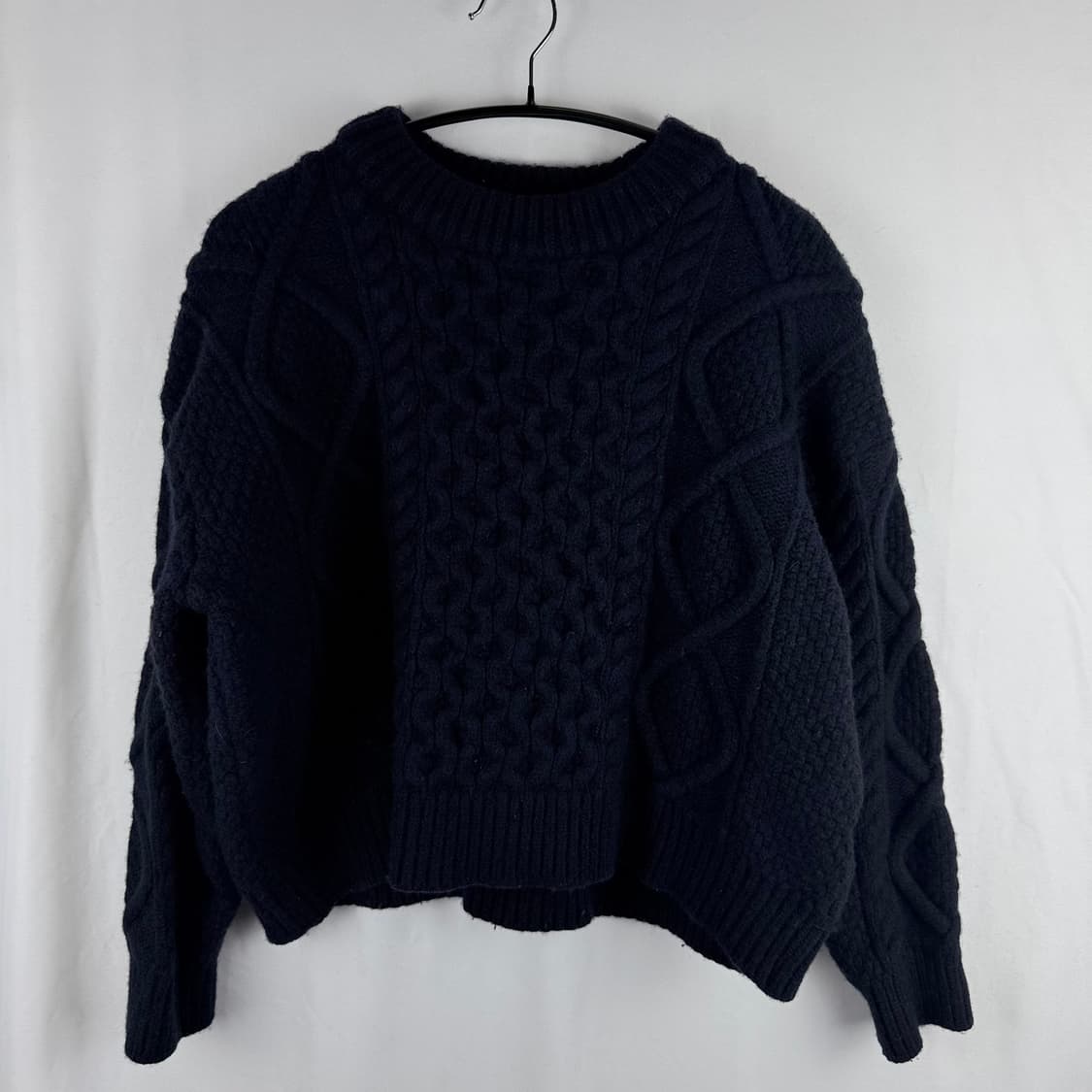 (F) 스튜디오톰보이 우먼스 크롭 케이블 울 니트 네이비 상품이미지2