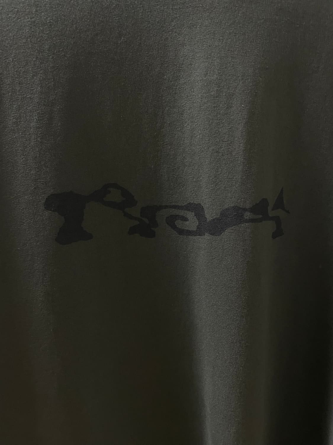 로아 롱슬리브 상품이미지2