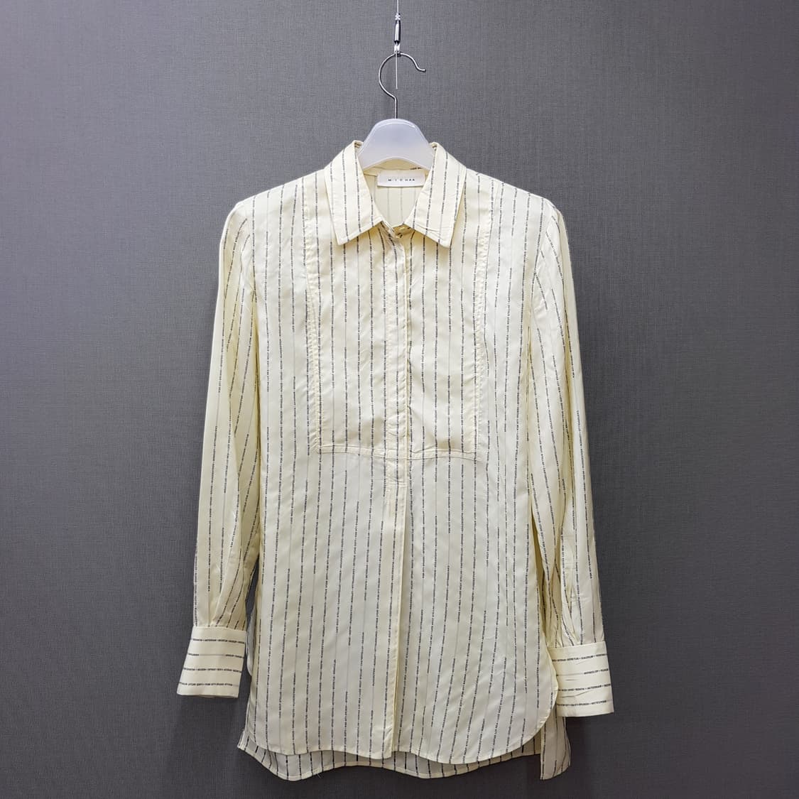 미샤  레터 스트라이프 실크 셔츠 블라우스 85-97-160 사이즈 상품이미지1