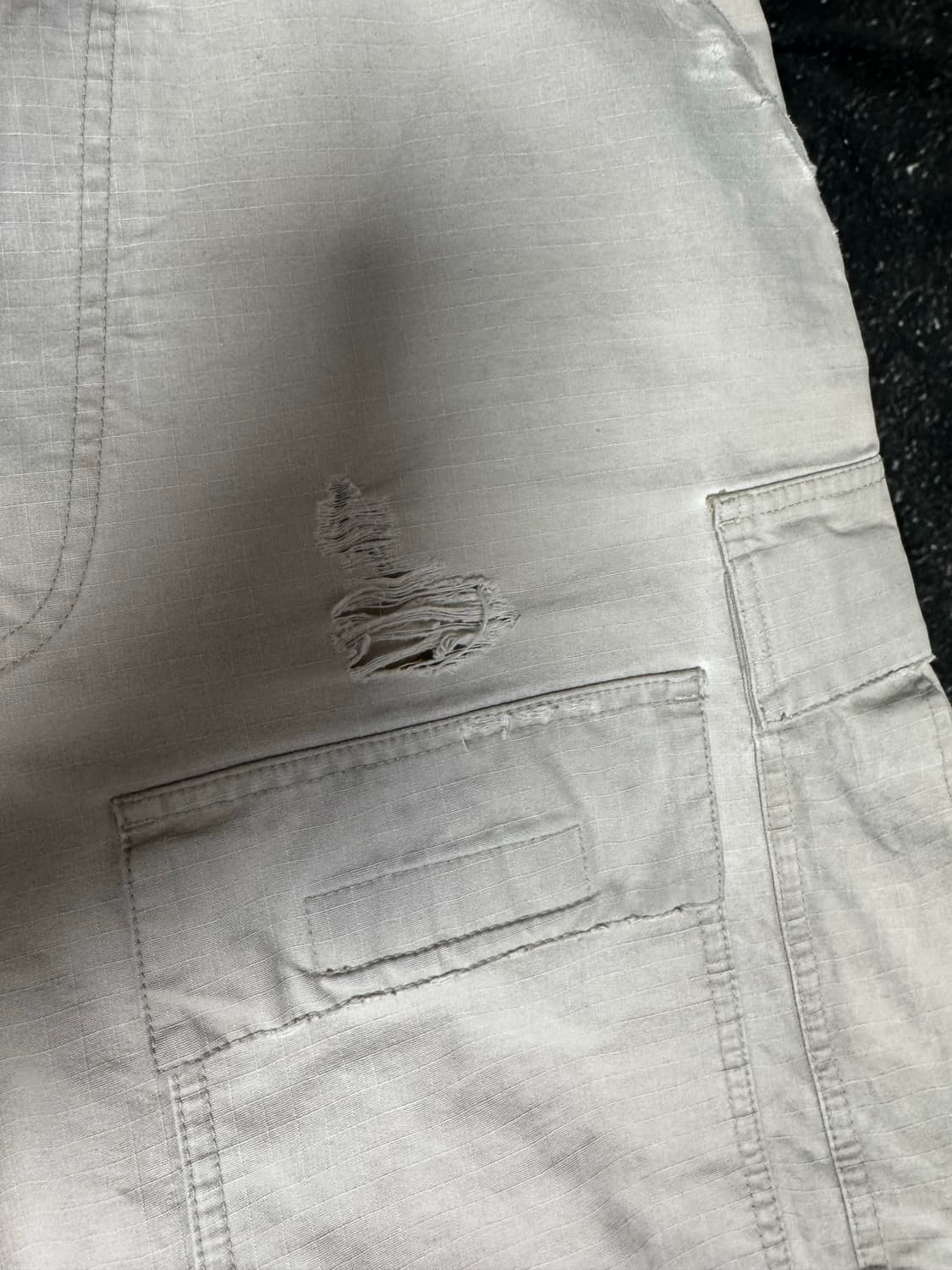 발렌시아가 디스트로이드 립스탑 카고팬츠 (46 size) 상품이미지4