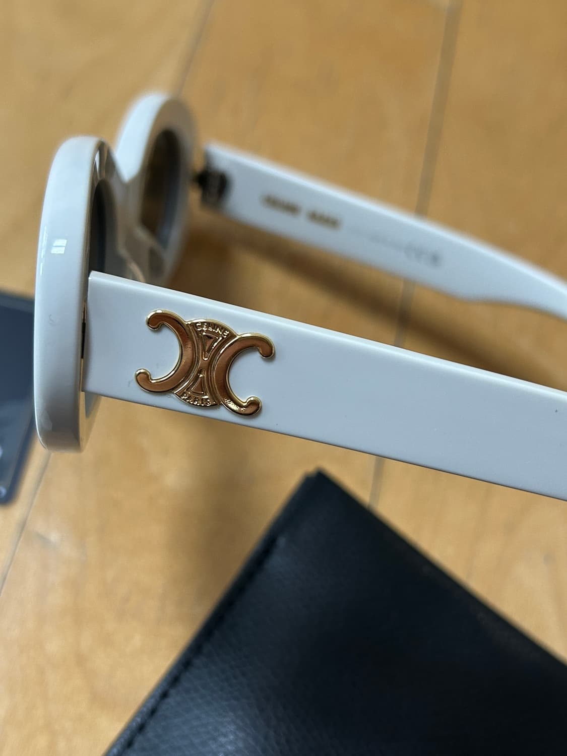 셀린느 트리옹프 선글라스 화이트(풀박스) 상품이미지3