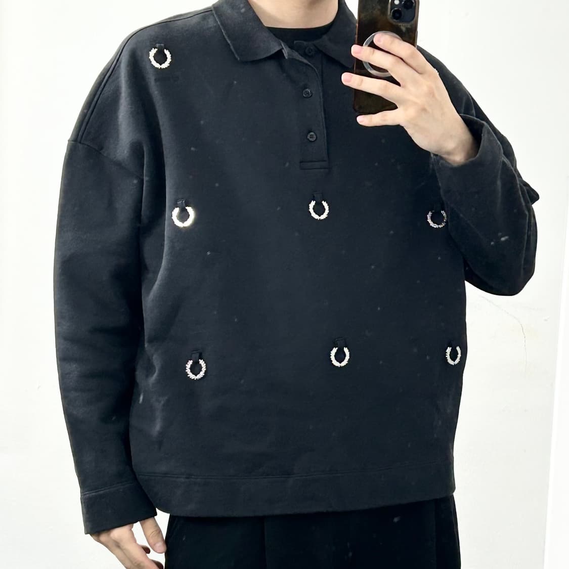 라프시몬스 X 프레드페리 19AW 월계수링 카라넥 스웻 셔츠 상품이미지4