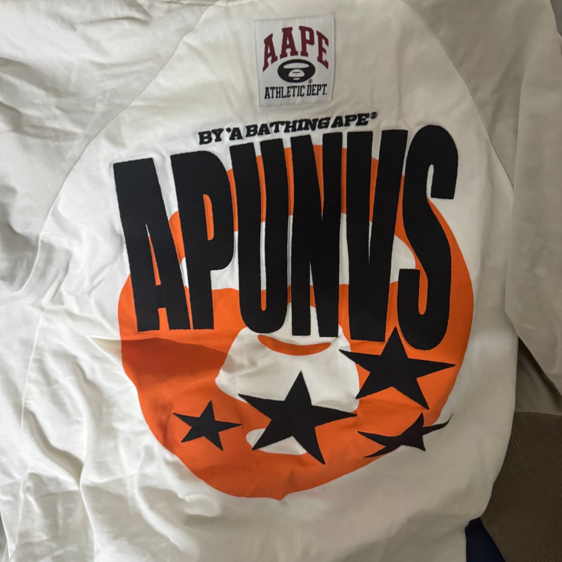 에이프 롱슬리브 상품이미지2