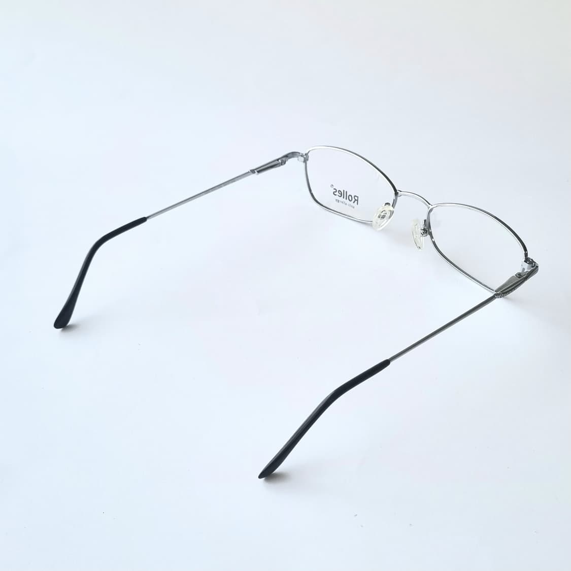 데드스탁 지적인 무드와 트렌디함이 돋보이는 안경테 상품이미지6