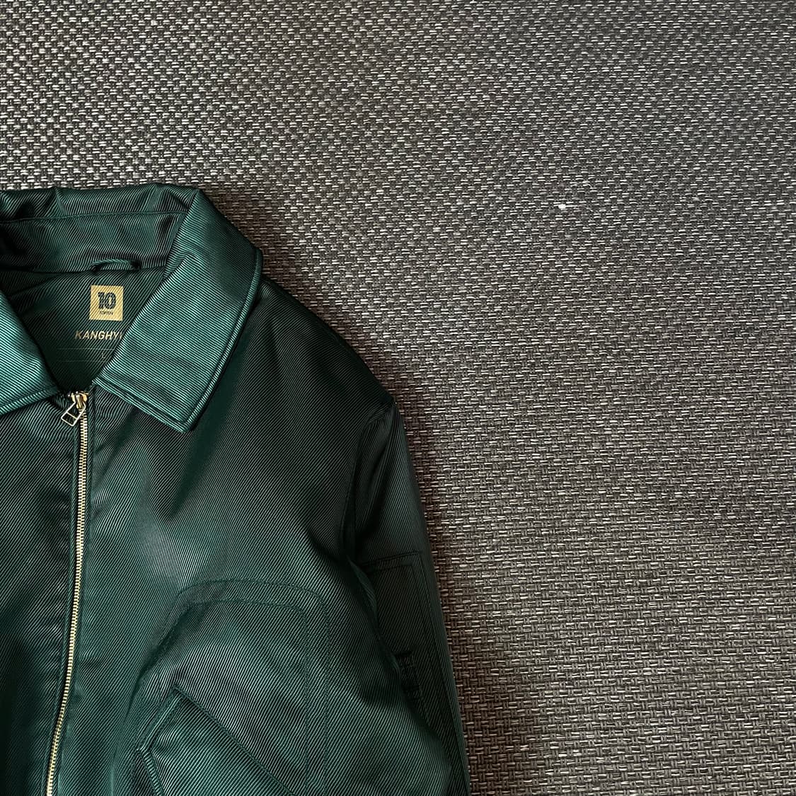 탑텐X강혁 소로나볼 MA-1 딥그린 카라 자켓 L 상품이미지3