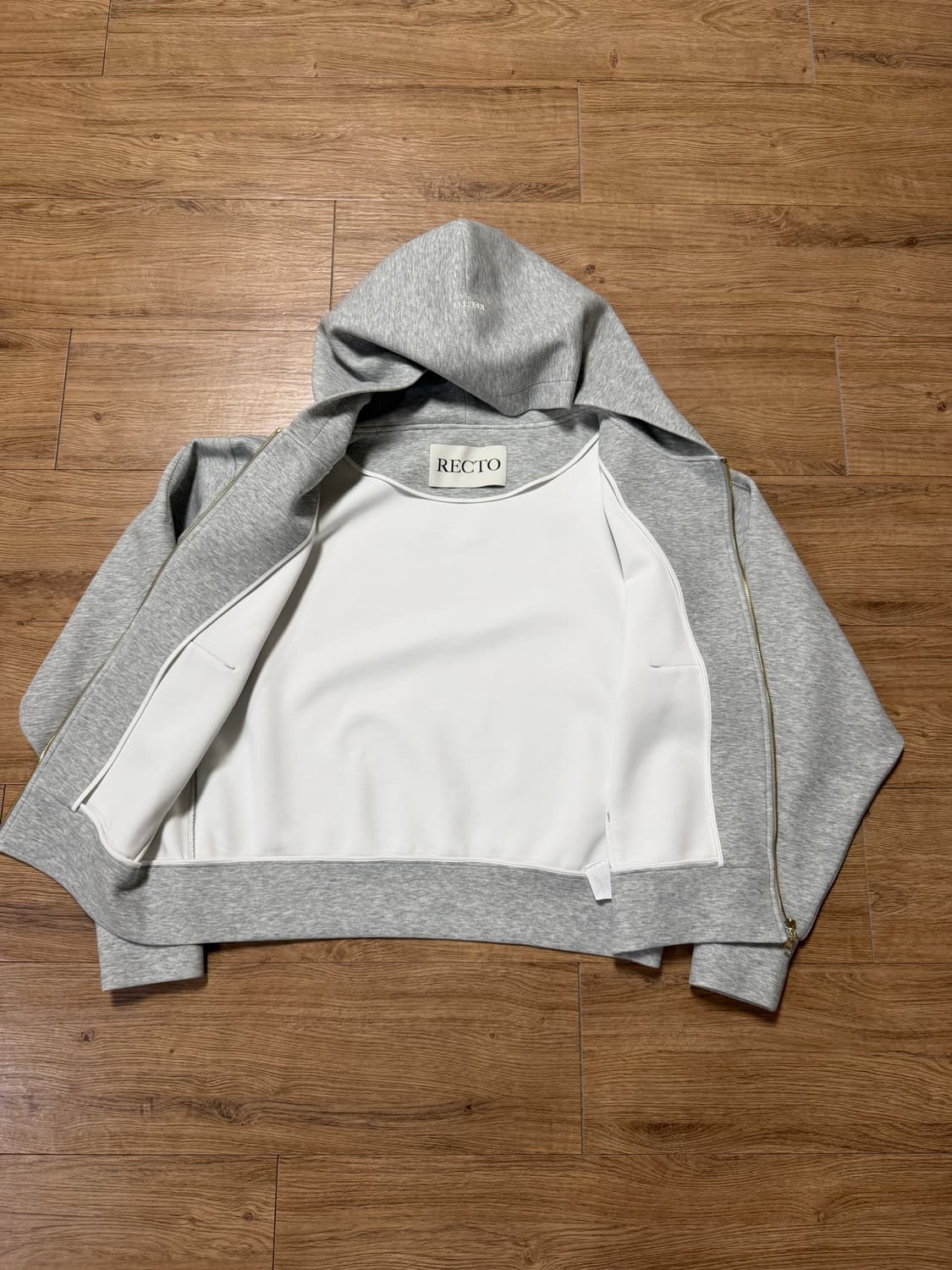 렉토 25SS 로고 디테일 후드 집업 상품이미지2