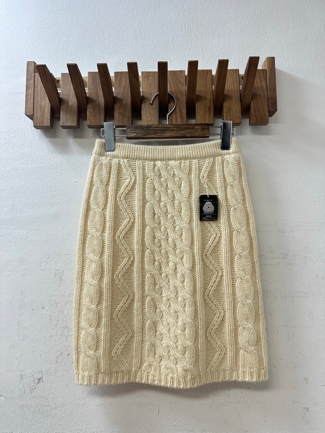 일본빈티지 택있는 새상품 뉴울 100% 케이블 아란 니트 스커트 상품이미지1