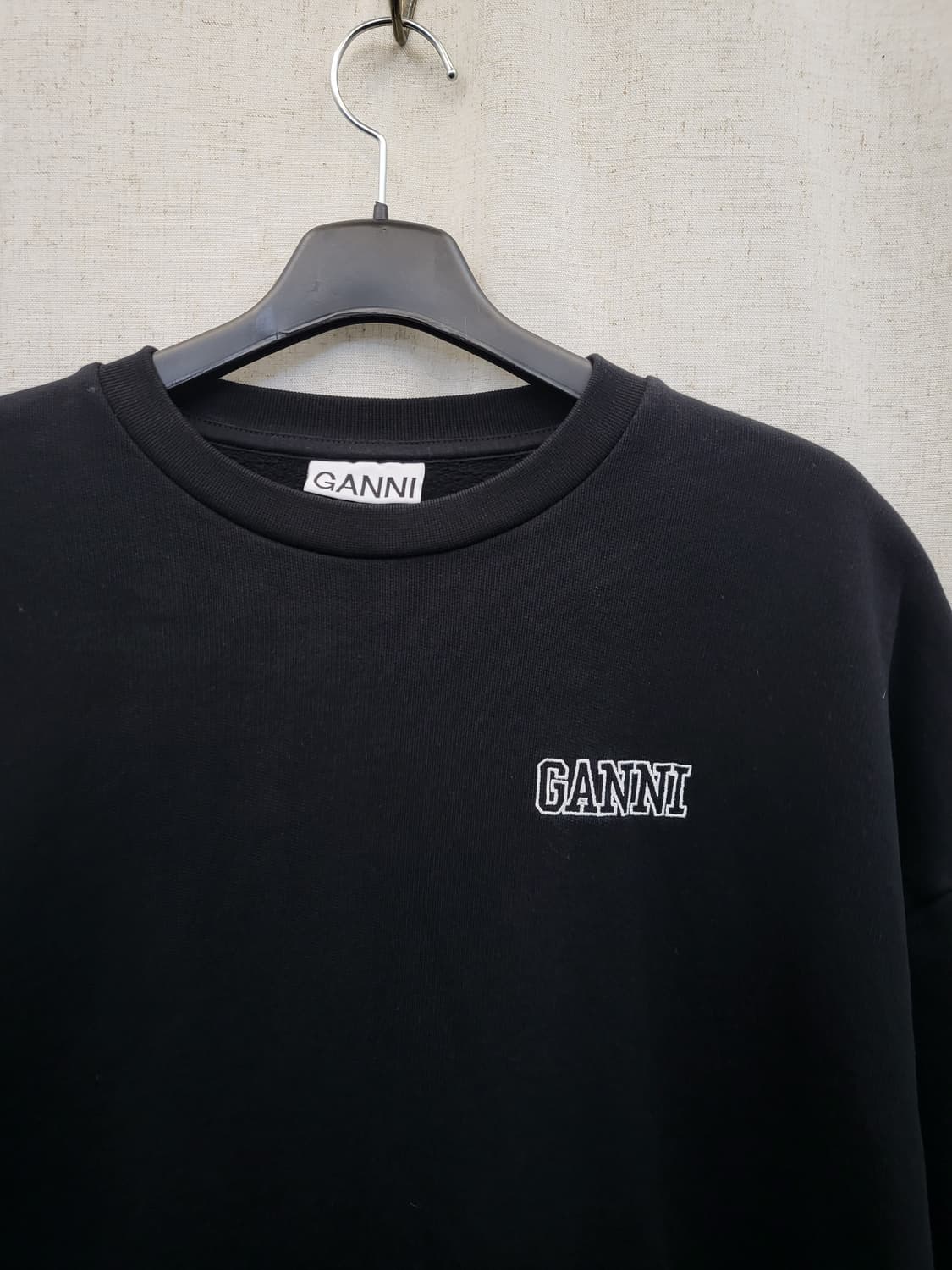 GANNI 블랙 로고 맨투맨 상품이미지3