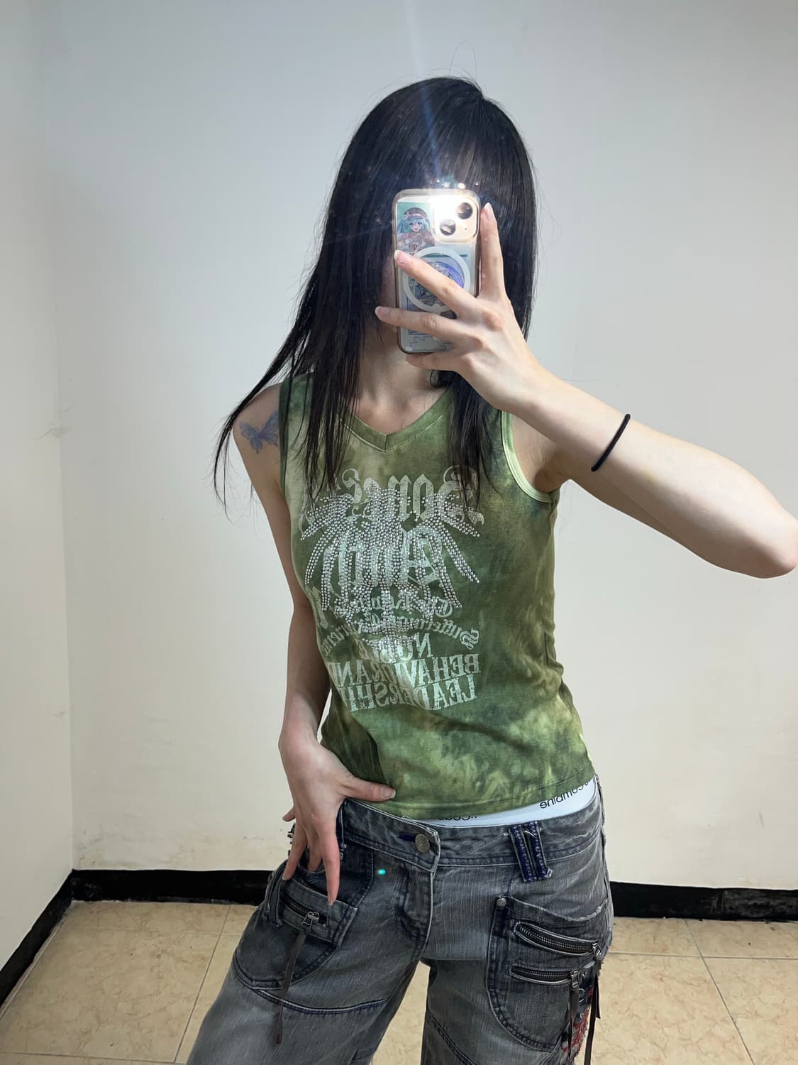 Y2K Lettering cubic sleeveless 상품이미지1