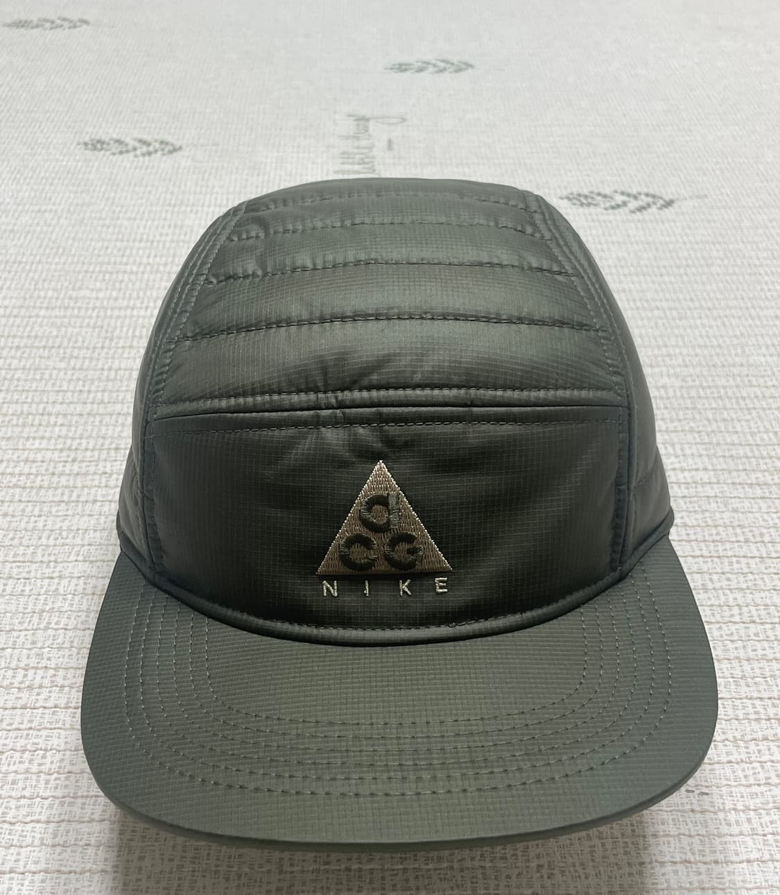 나이키 ACG AW84 패디드 캡 카고 카키 상품이미지1