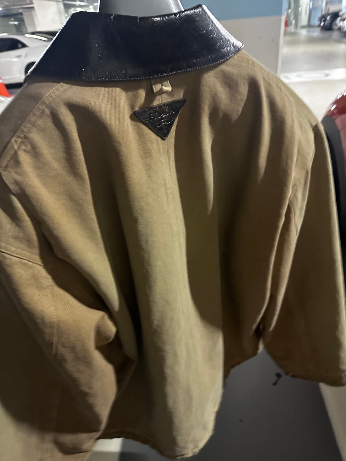 [40] 프라다 SS24 카반 워크자켓 판매합니다 상품이미지3