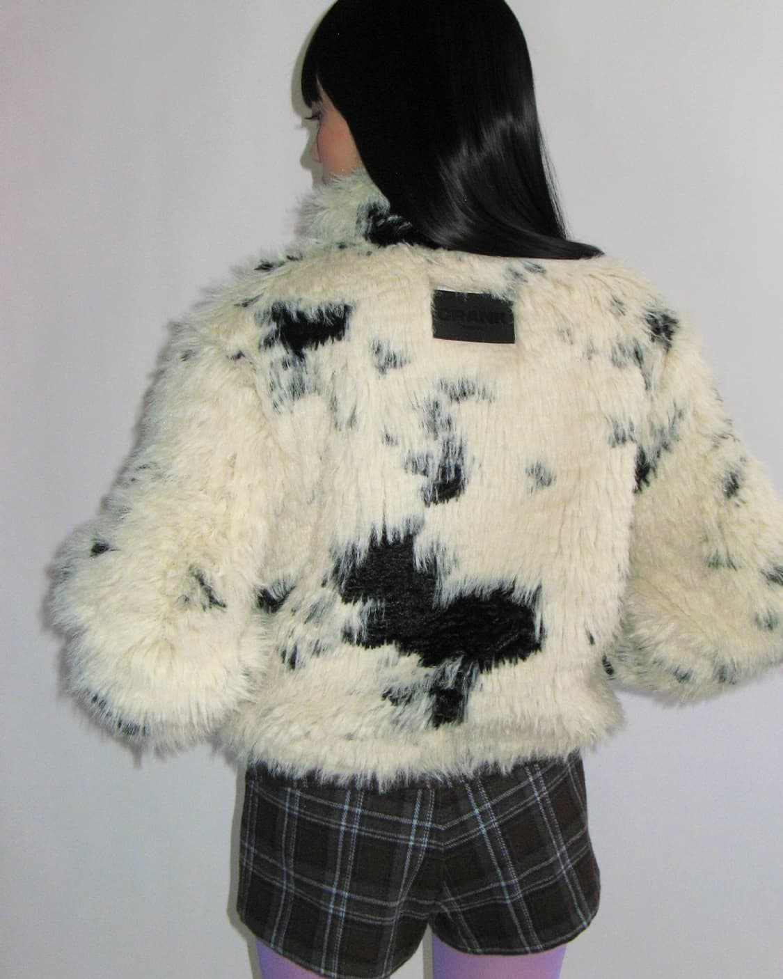 크랭크 퍼자켓 LEATHER BUCKLE FAUX FUR JACKET 상품이미지2