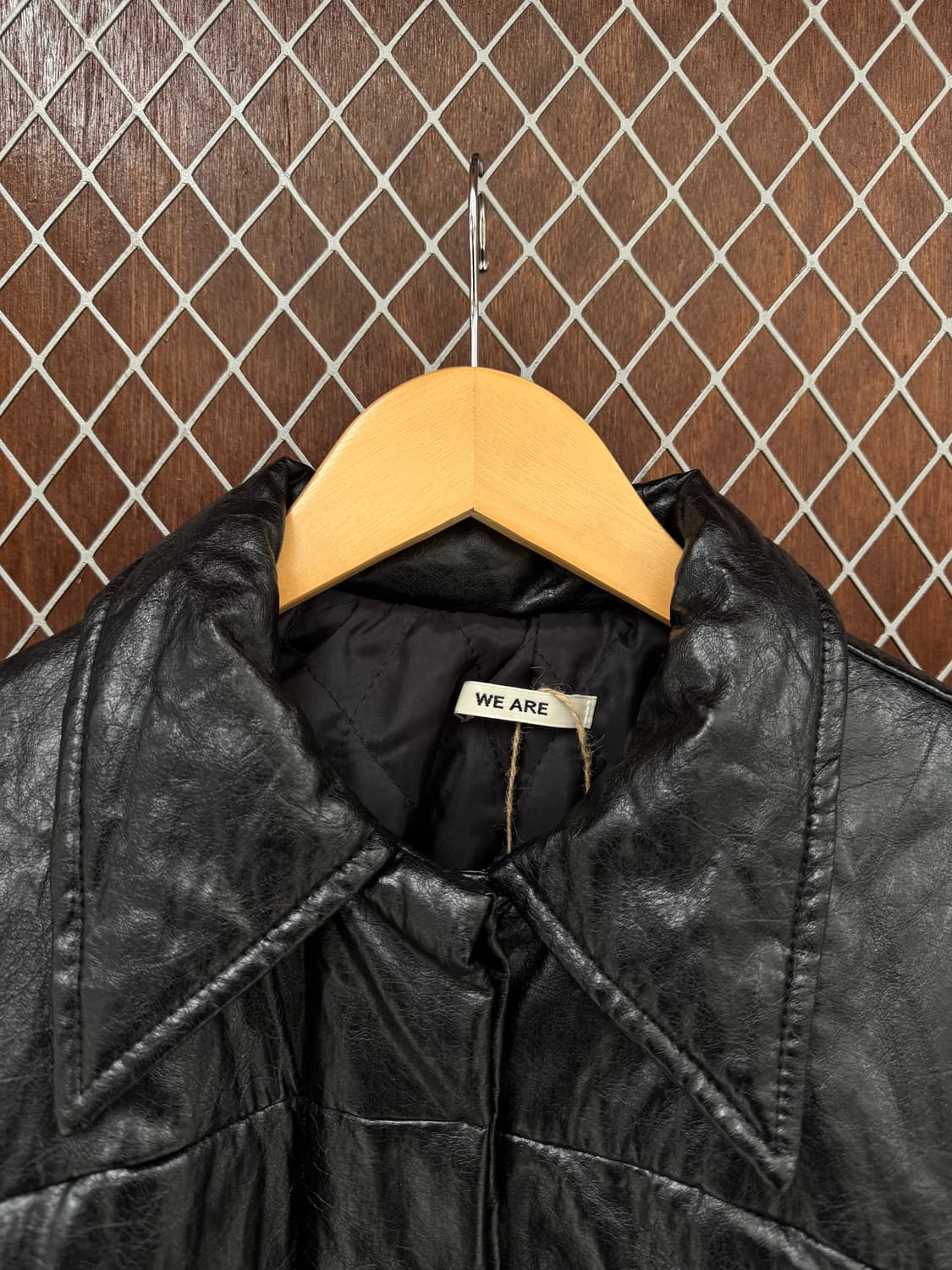 WE ARE 빈티지 크롭 크랙 블랙 레더 누빔 점퍼 자켓 F 상품이미지3