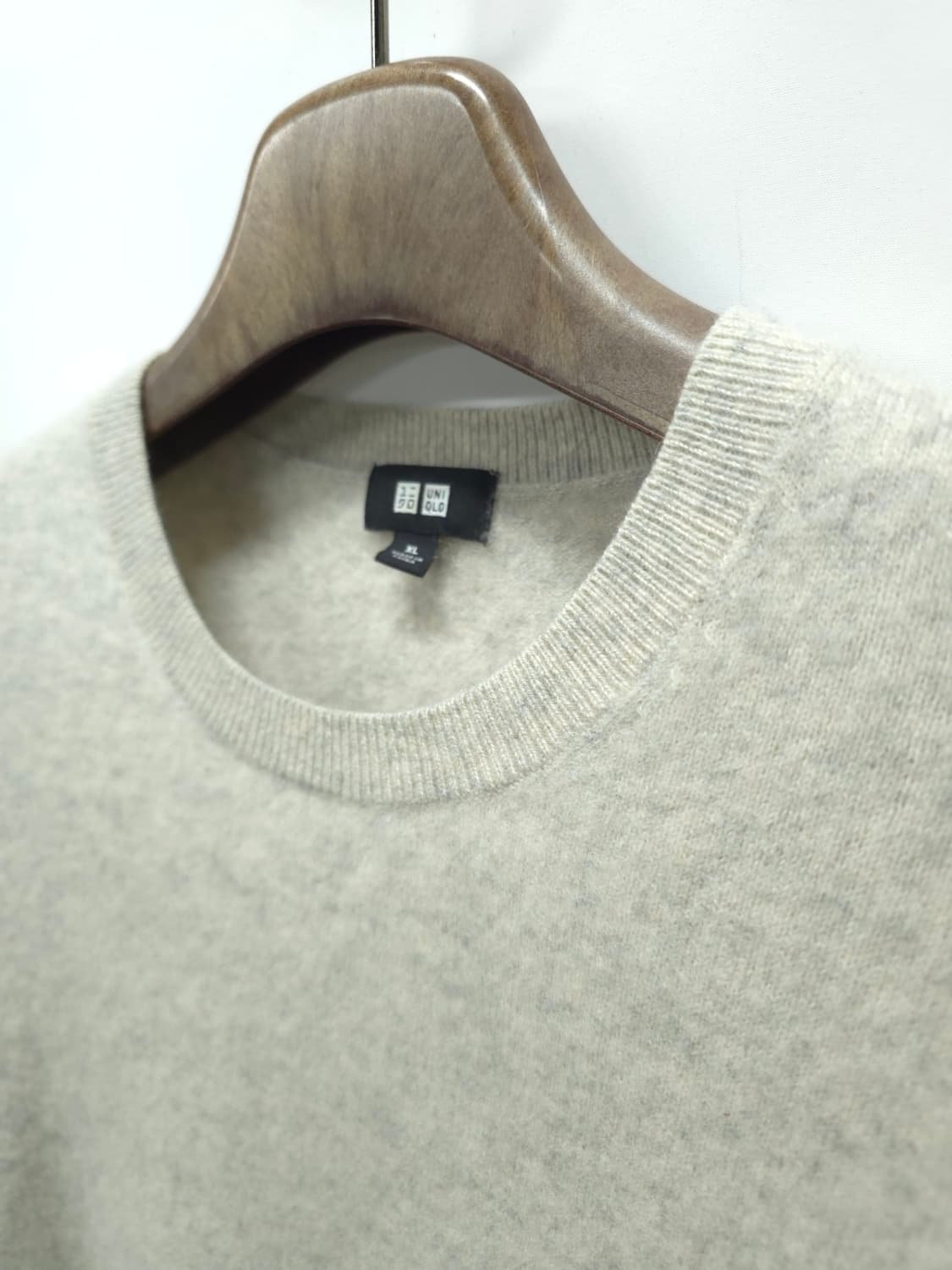 유니클로 남성 캐시미어 100% 크루넥 스웨터 니트(105) 상품이미지4