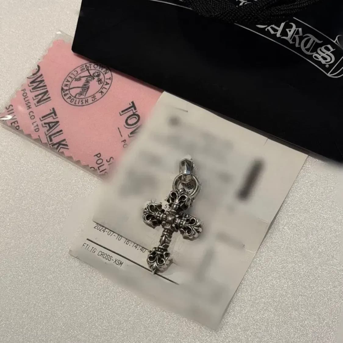 크롬하츠 필리그리 크로스 XSM with 베일 펜던트 정품 상품이미지1