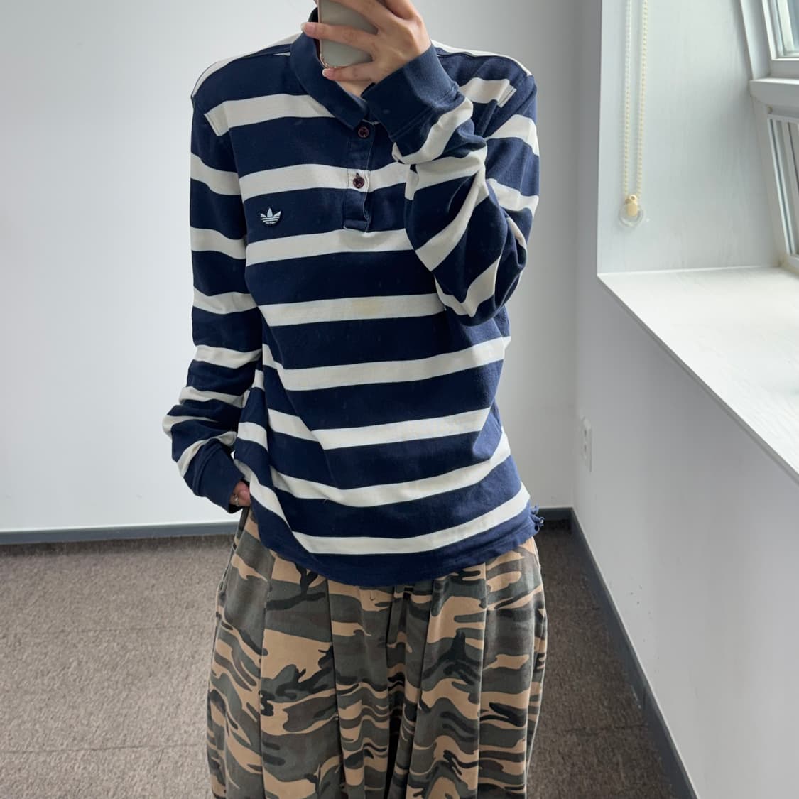Adidas 아디다스 스몰 파이어로고 네이비 스트라이프 카라티 상품이미지2