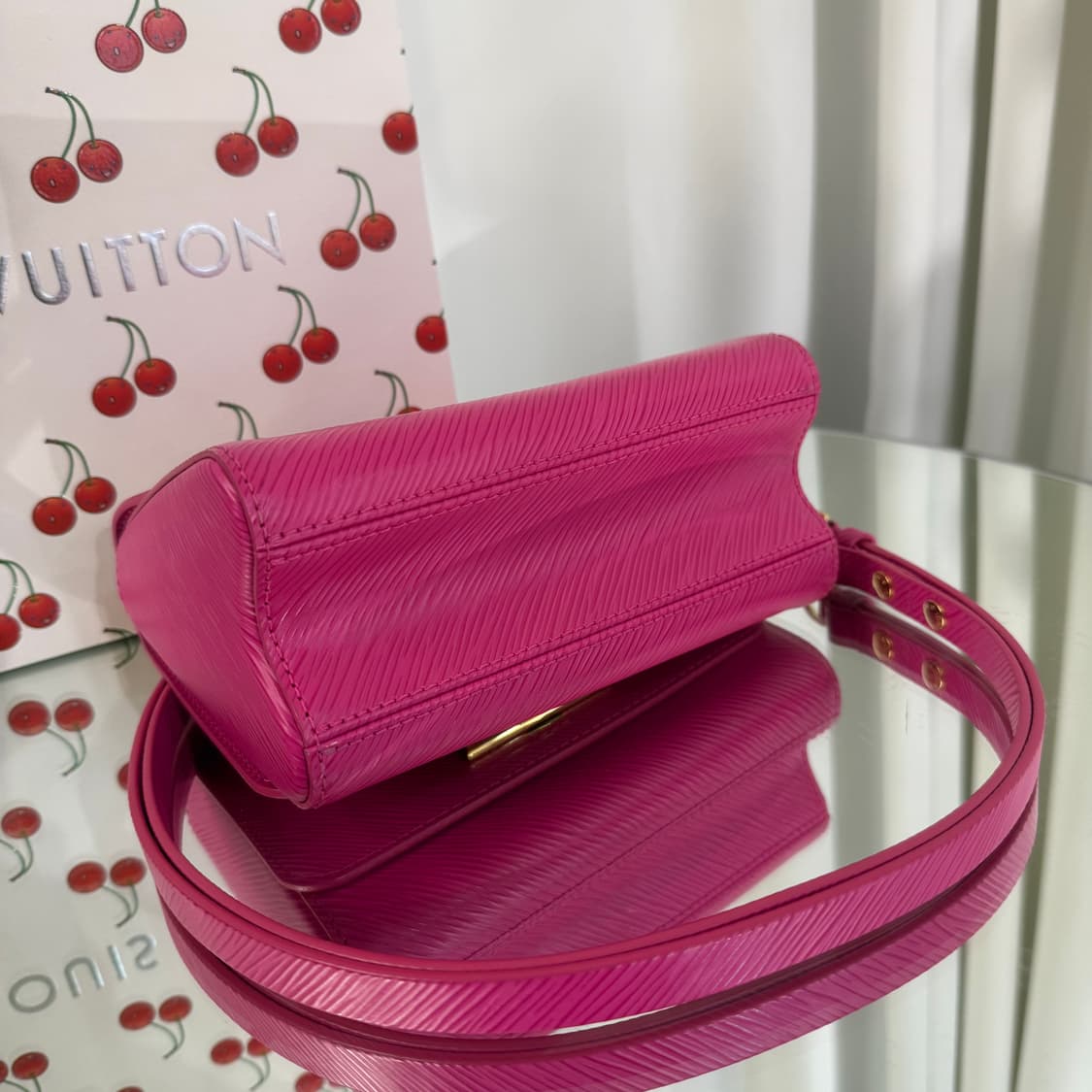 [정품]루이비통 에피 트위스트 PM M21719 상품이미지5