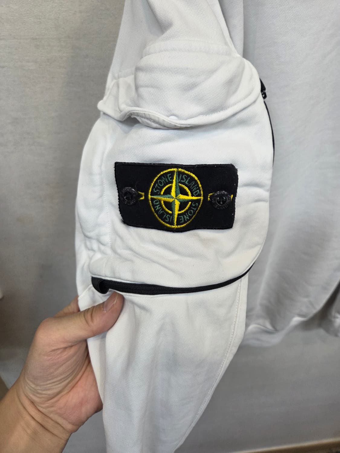 스톤아일랜드 와펜패치 맨투맨 m 상품이미지3