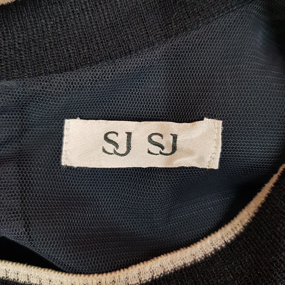 한섬 SJSJ 2022 디테쳐블 머플러 니트  82-94-160사이즈 상품이미지7