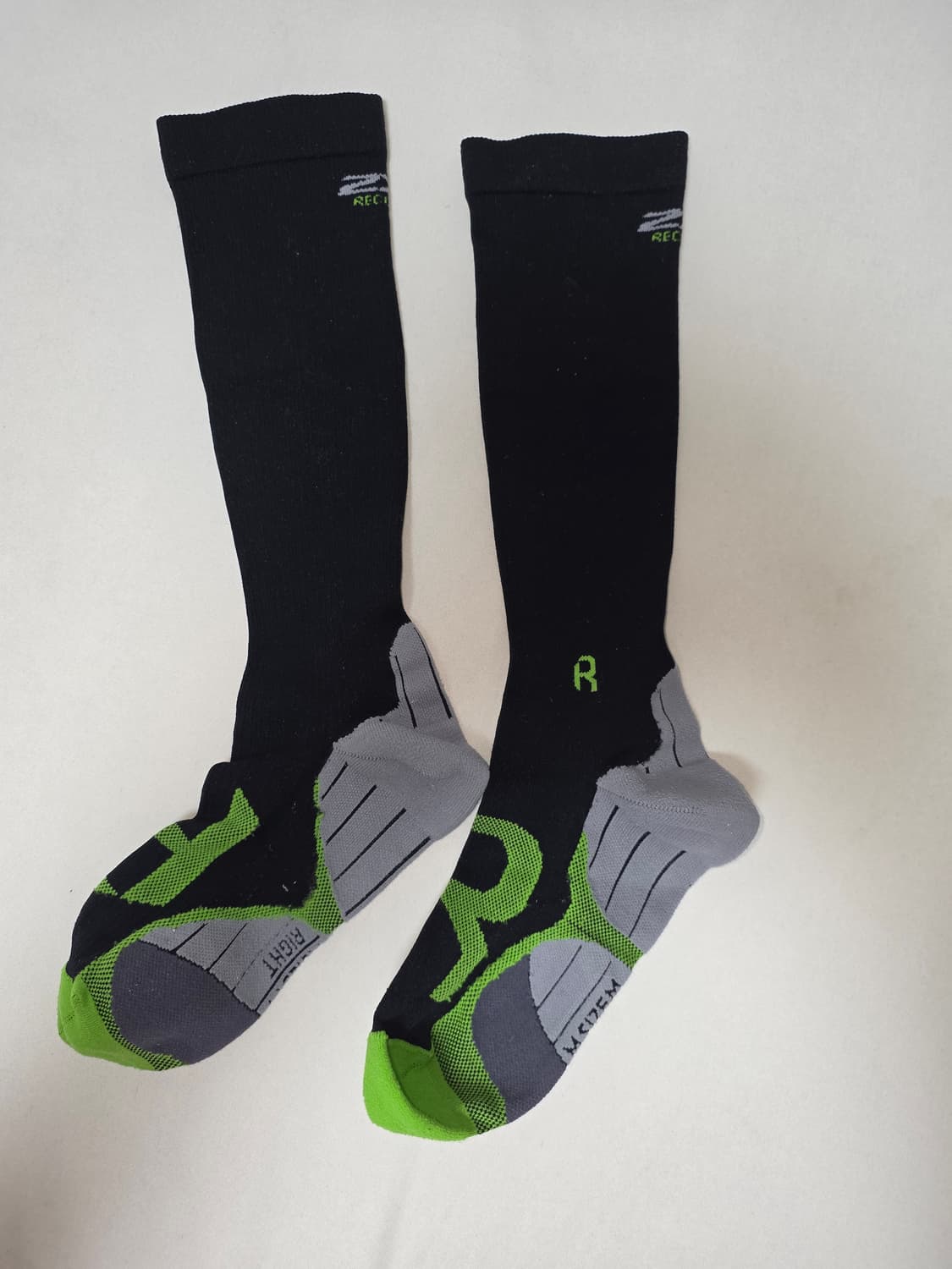 2XU 리커버리 컴프레션 삭스(양말) M(245~270) 러닝 회복 골프 상품이미지4