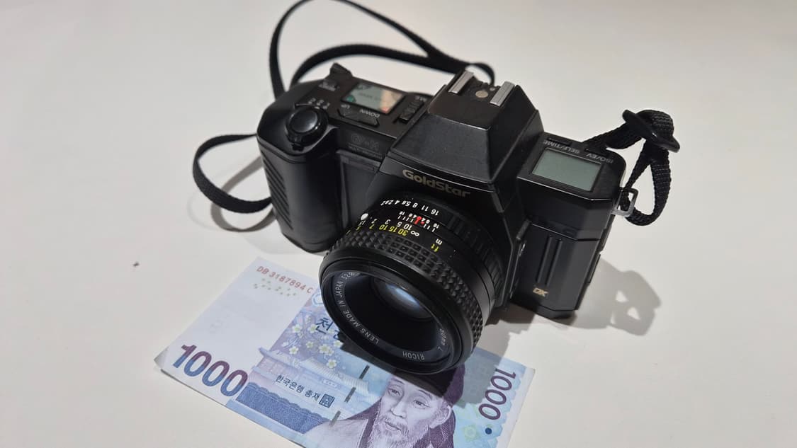 작례O 인물 최고 금성 g7m+명품 렌즈 리케논 50mm f2 필름카메라 상품이미지1