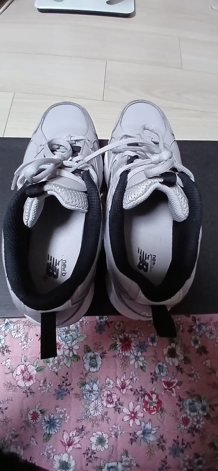 뉴발란스운동화(240mm)  상품이미지3