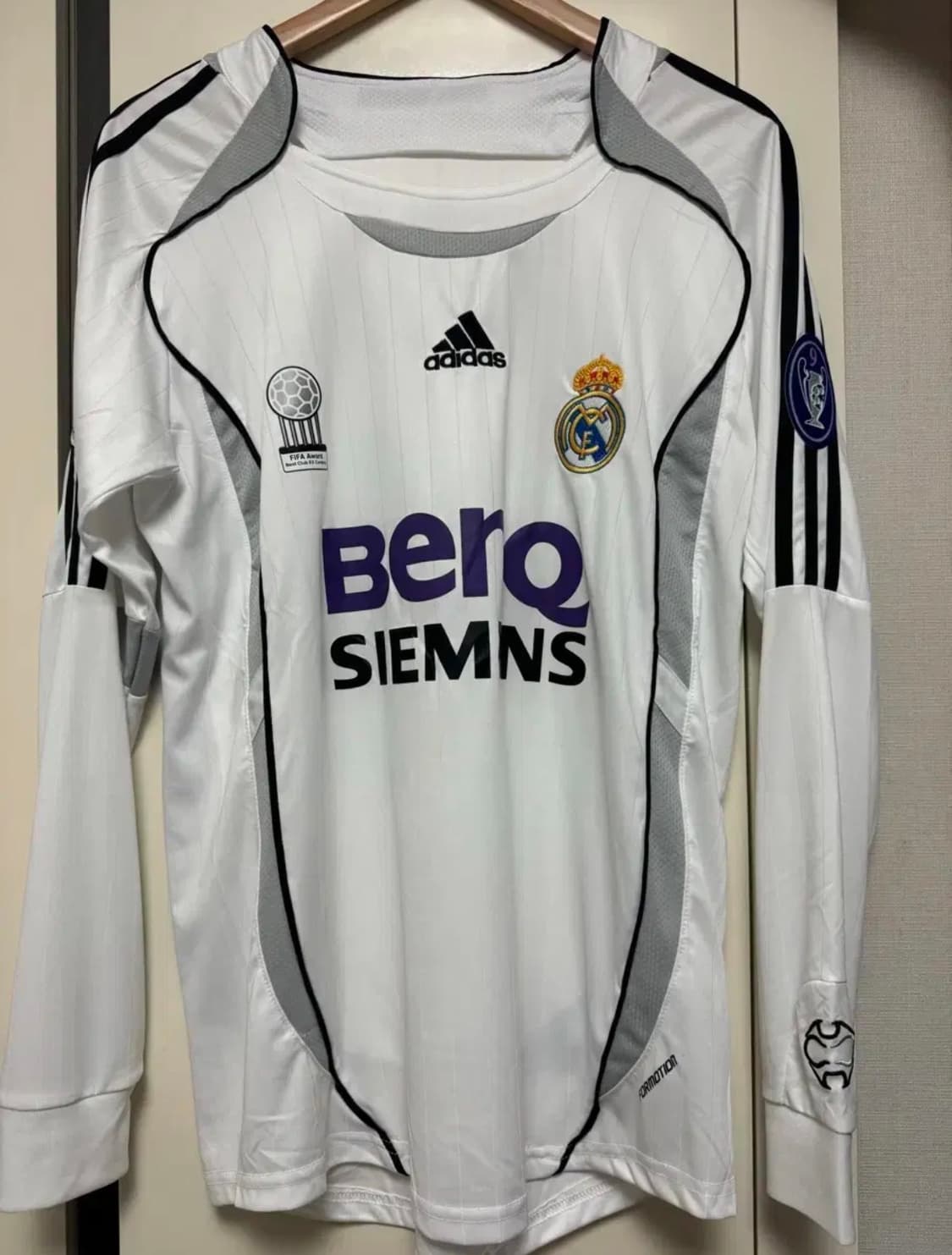 06-07레알 마드리드 라모스 유니폼(긴팔) 상품이미지1