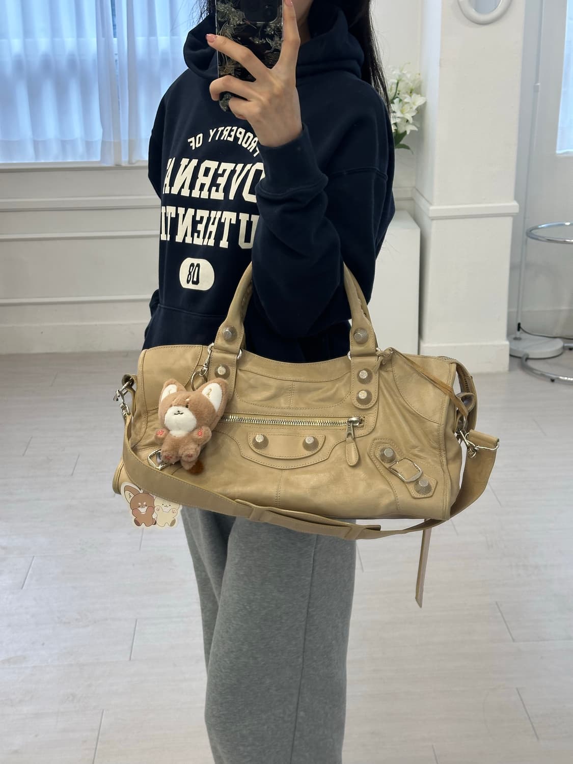 [A 정품] 발렌시아가 시티 모터백 파트타임 아이보리 상품이미지6