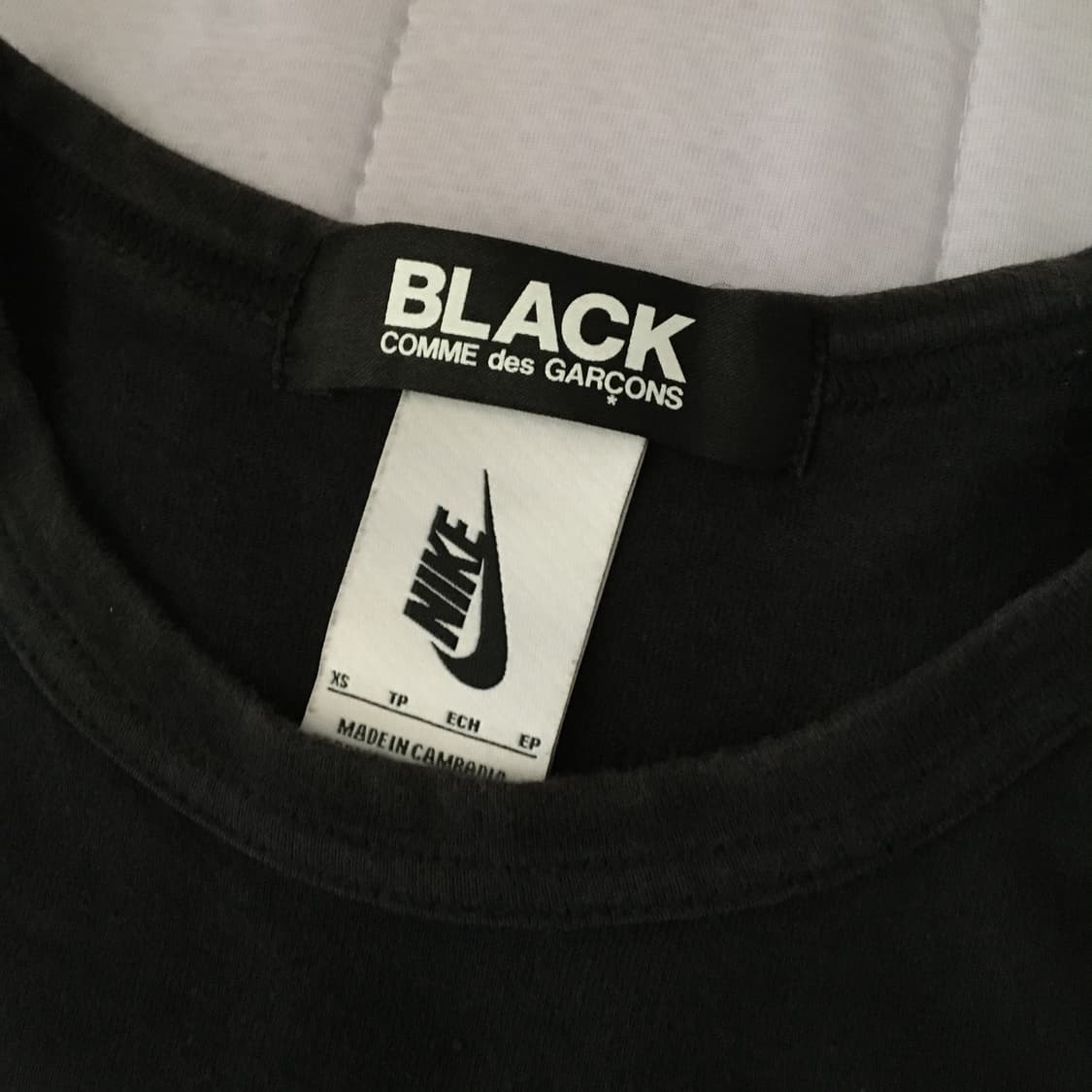 꼼데가르송 블랙 나이키 콜라보 티셔츠 상품이미지2
