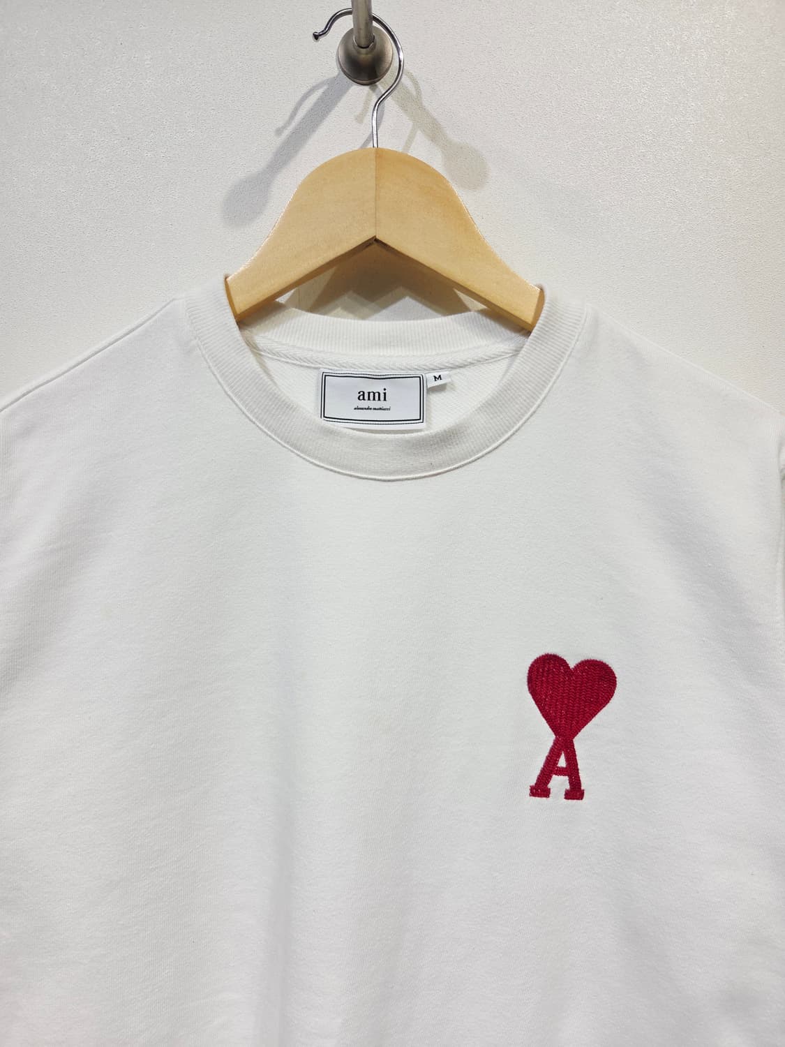 아미(AMI) 빅 하트 로고 스웨트셔츠 맨투맨 화이트 상품이미지3