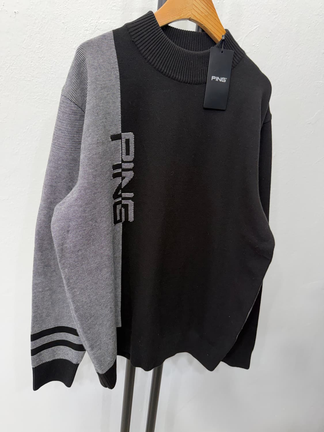 새제품) PING 핑 골프 남성 배색 니트 스웨터 105 상품이미지2