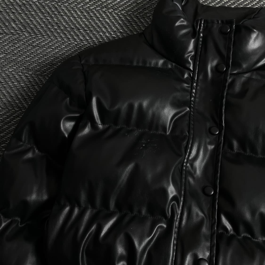 FANDY LOKAR 블랙 레더 크롭 숏패딩y 3860 상품이미지5