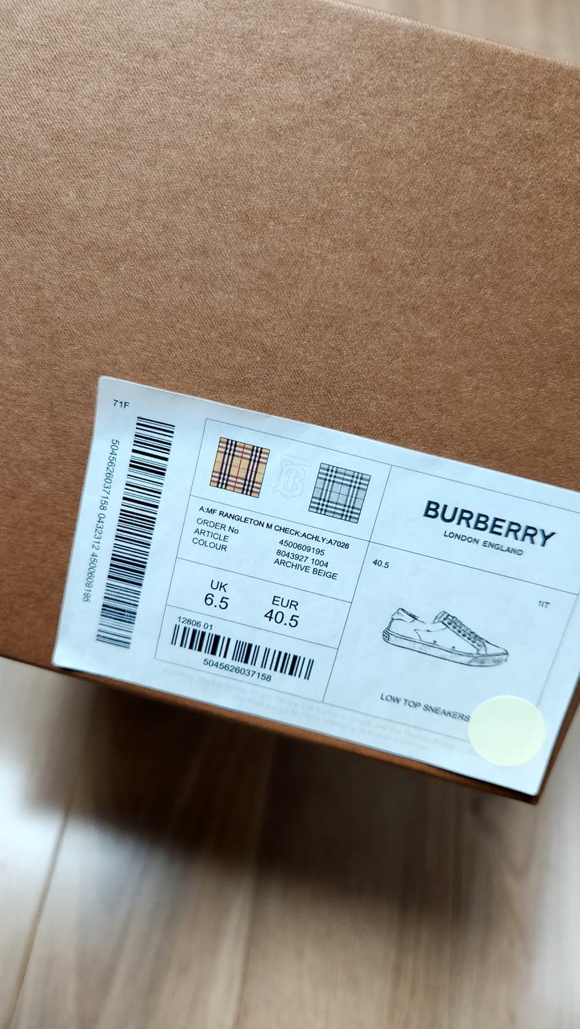 버버리 체크 스니커즈 새상품 풀박스 상품이미지2