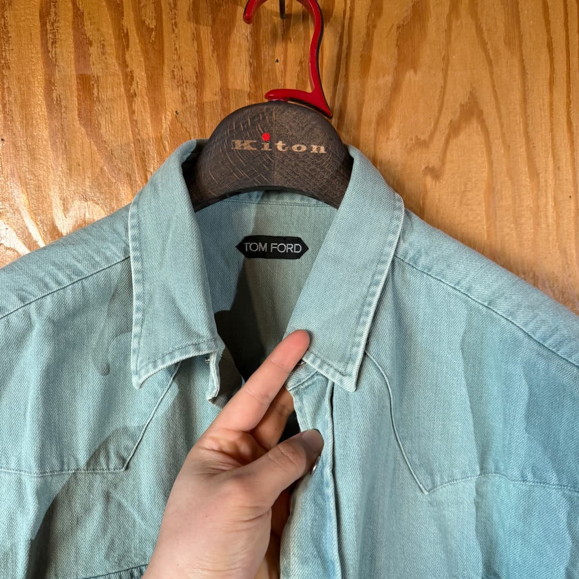 톰포드 데님 셔츠 새상품 판매 합니다. 상품이미지5
