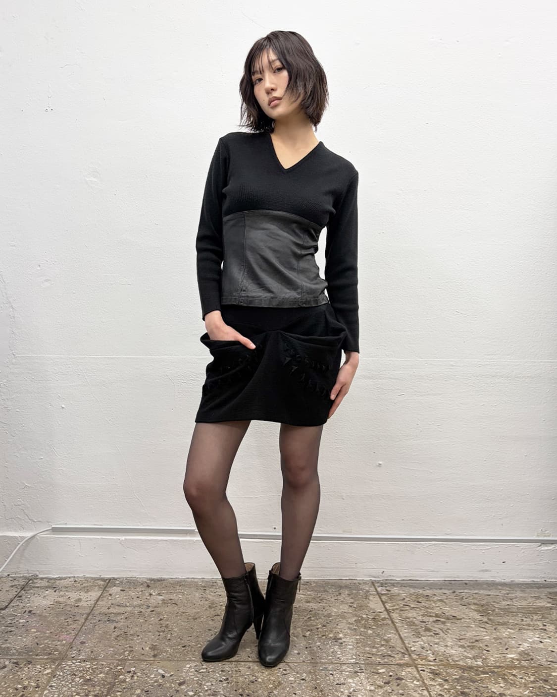 샤론 워숍 비대칭 프론트 미니 스커트 상품이미지4