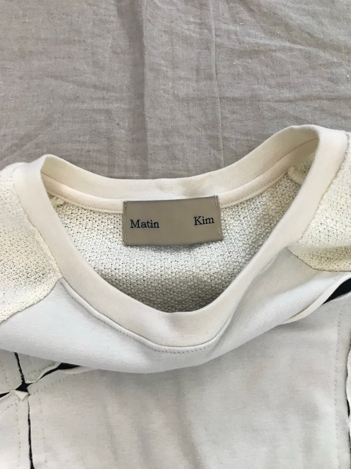 마뗑킴 컷아웃 스티치 크롭 반팔 상품이미지7