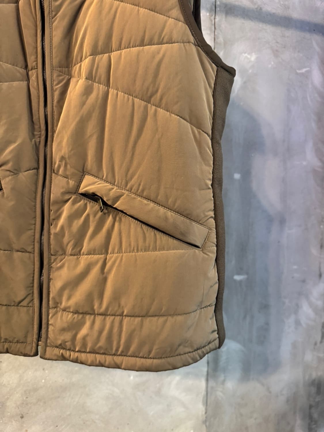 솔리드옴므 유틸리티 베스트 슬림100 상품이미지3