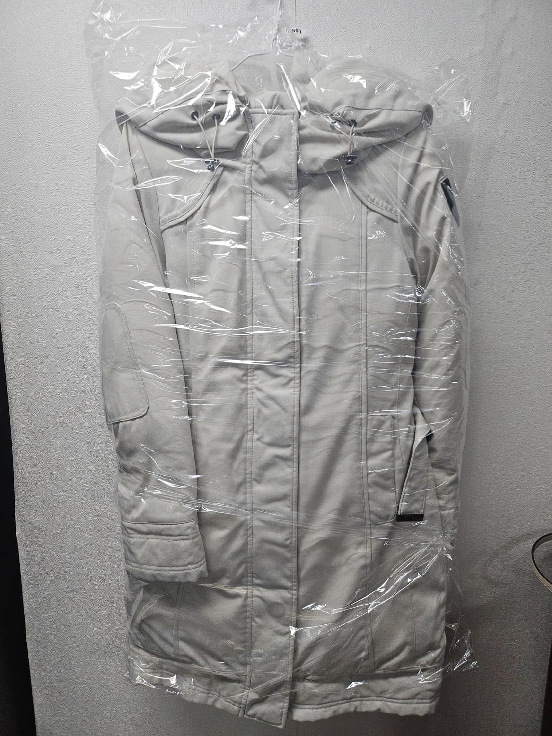 노비스 아스트리드 라이트그레이 패딩  XS 상품이미지3