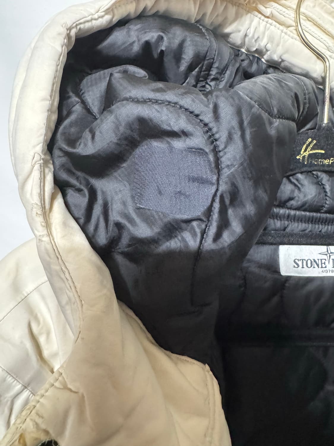 M 스톤아일랜드 프리마로프트 자켓 상품이미지8
