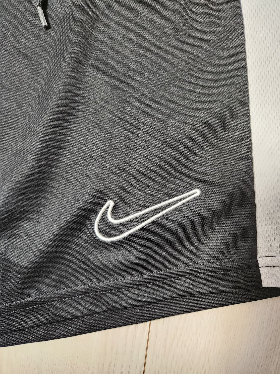 나이키 드라이 핏 반바지 아카데미 남성 축구 쇼츠 DV9743-010 사 상품이미지5